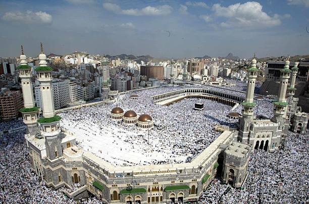 can non muslims enter mecca